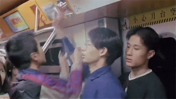 ��¶FM2025�ֻ���v2.5.8 �ֻ����ͼ4