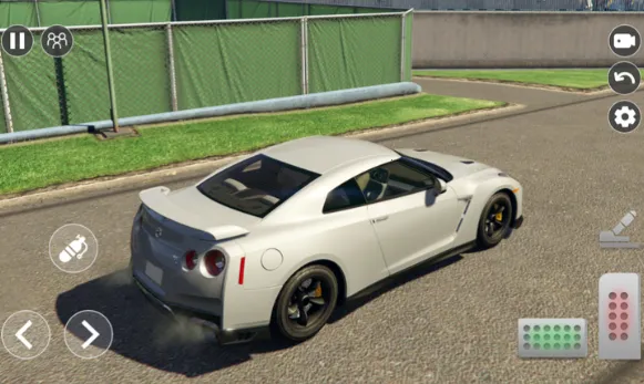 �ղ�GTR�ܳ��ռ�ģ����(�ܳ�������Ϸ)v14.2 �ֻ����ͼ0